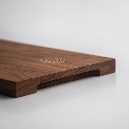 Разделочная доска из дуба 30×20 см с углублениями для рук от мастерской DIVIRO